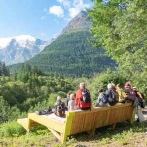 Des bandes de géants sur le chemin du petit bonheur