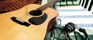 Guitare, casque, micro